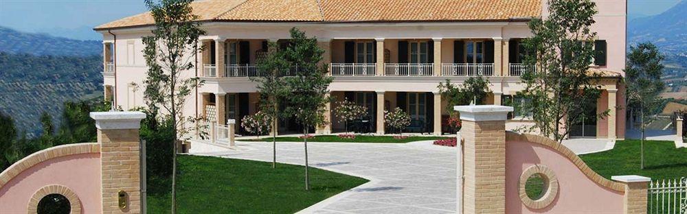 Incantea Resort Tortoreto Exterior foto